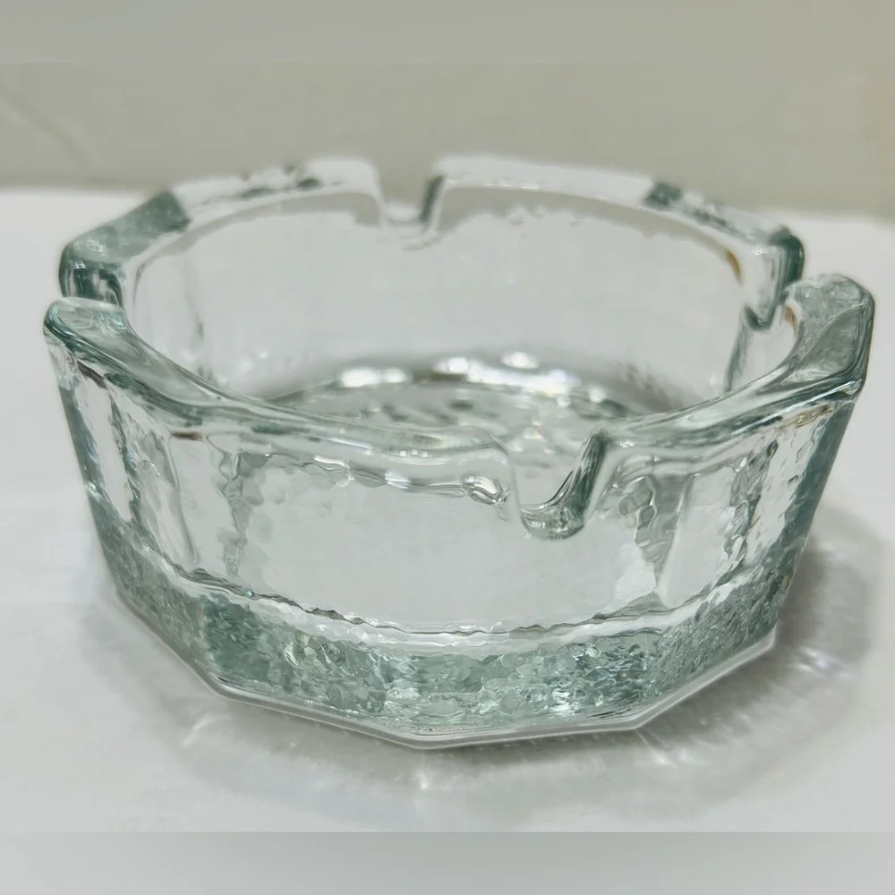 Vintage Blenko ashtray, Dodgecagon 12 sided, textured. Very collectible! Mint! - Picture 2 of 4